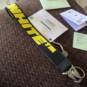 OFF-WHITE Virgil Abloh Industrial Strap Key Chain Ring Black Yellow Authentic